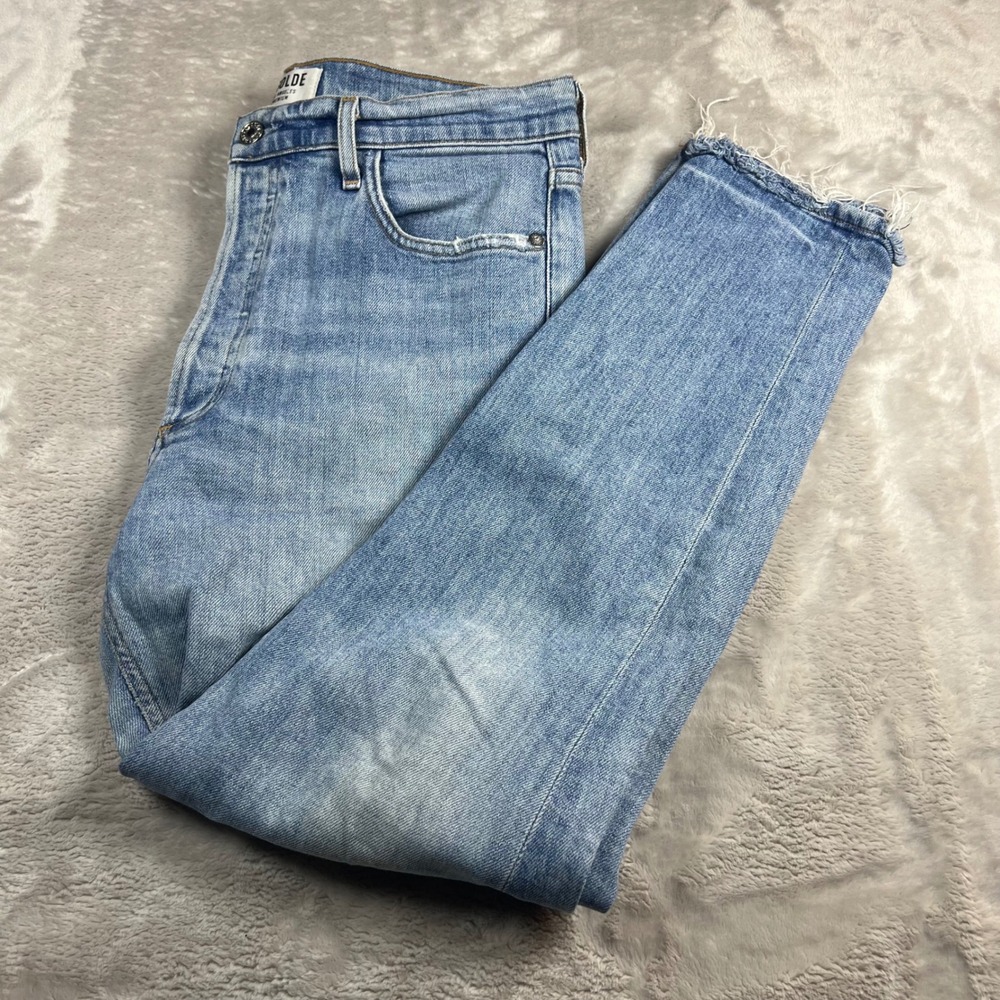 Agolde Women 30 Riley High Rise Straight Leg Jeans Light Blue Raw Hem A093E-1046